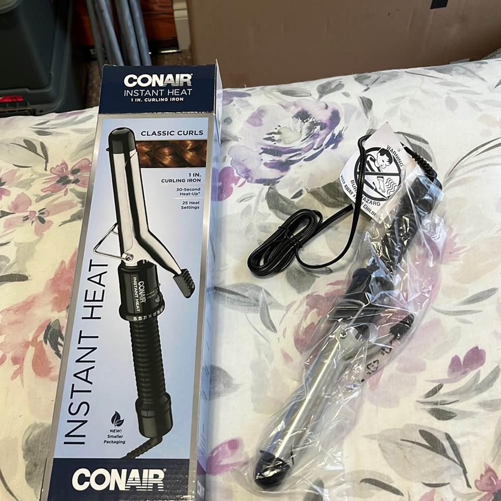 🌺🌺 NWT Conair instant heat curling iron 1inch